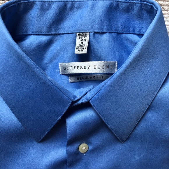 Geoffrey Beene, shirt/tie combo. - Picture 3 of 8